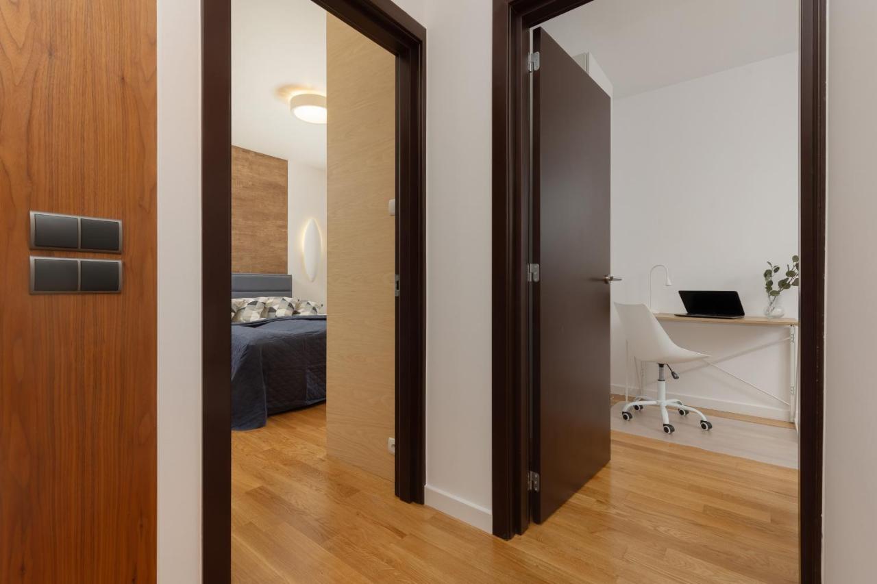 Old Mokotow Spacious Two-Bedroom Apartment By Noclegi Renters Warsaw Ngoại thất bức ảnh