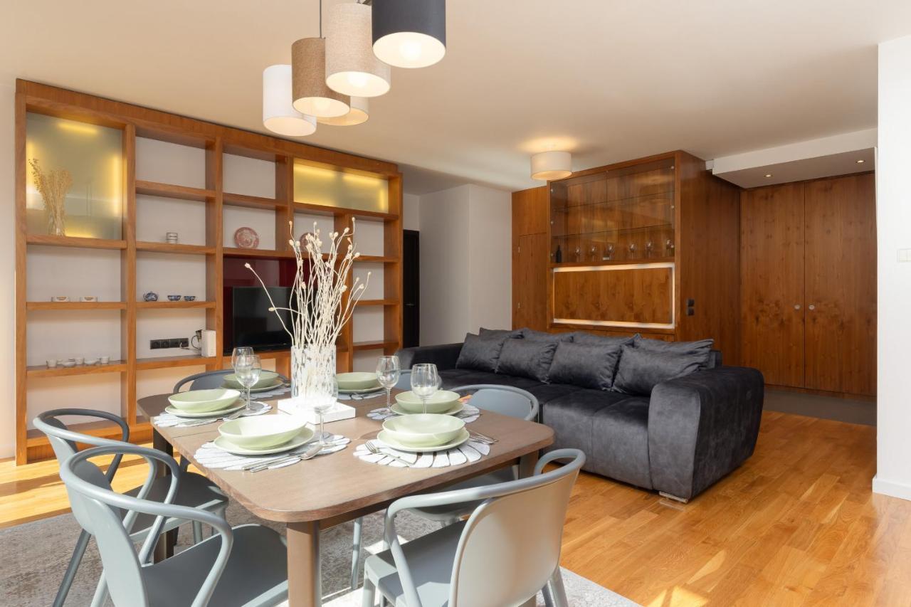 Old Mokotow Spacious Two-Bedroom Apartment By Noclegi Renters Warsaw Ngoại thất bức ảnh