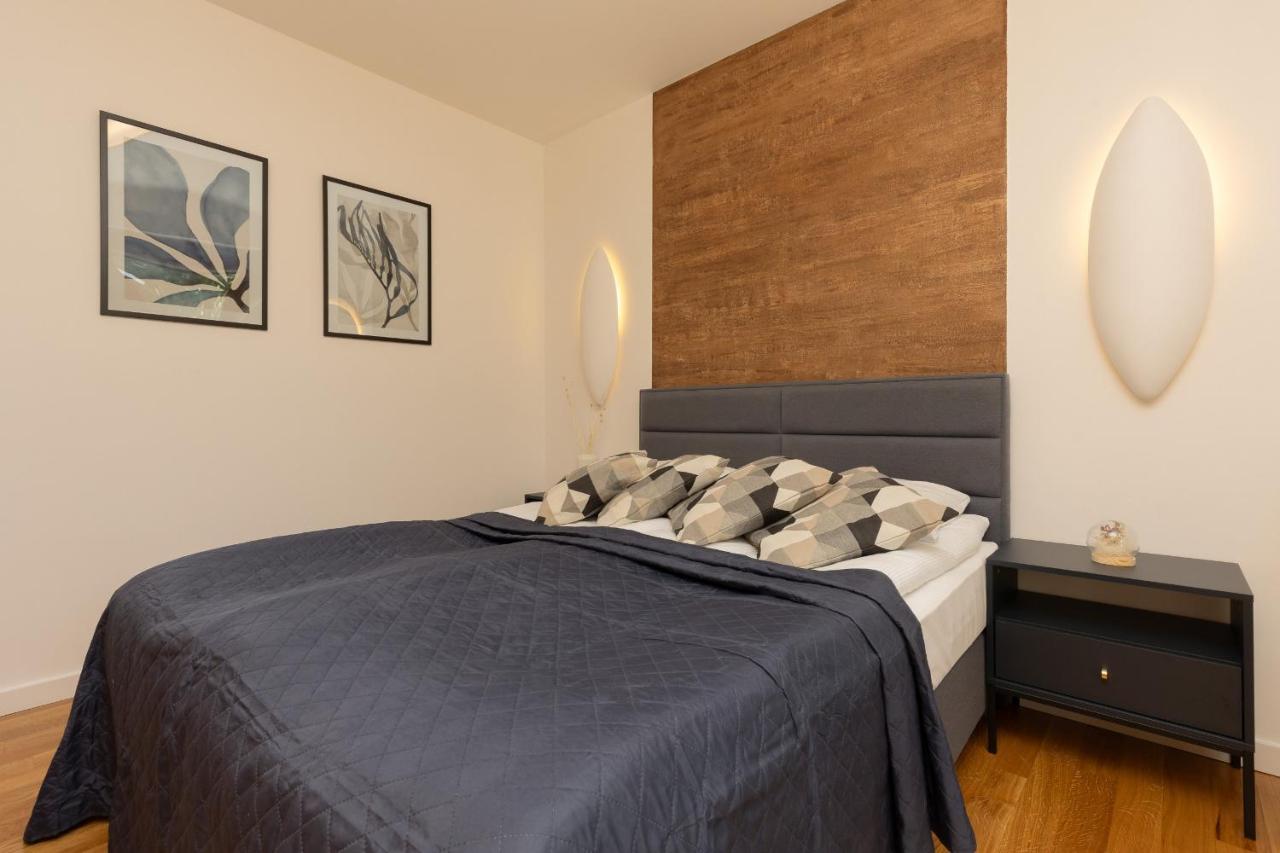 Old Mokotow Spacious Two-Bedroom Apartment By Noclegi Renters Warsaw Ngoại thất bức ảnh