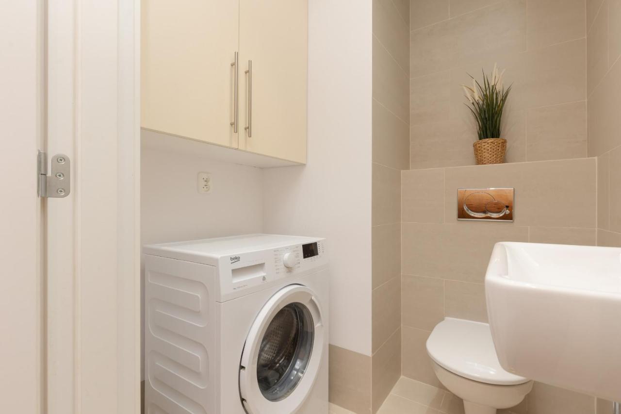 Old Mokotow Spacious Two-Bedroom Apartment By Noclegi Renters Warsaw Ngoại thất bức ảnh